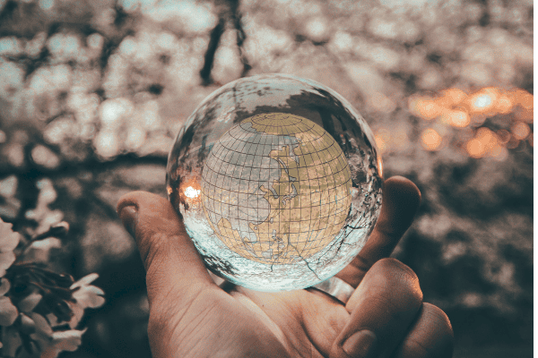 Global Economic Outlook 2025: 7 Trends Shaping Business Growth